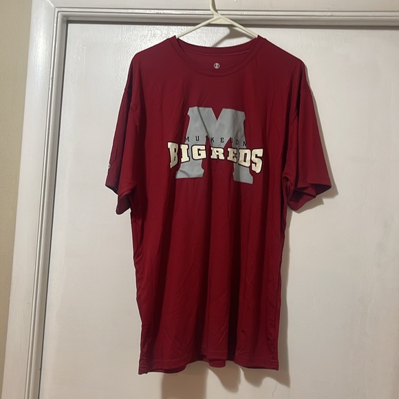 NWOT Muskegon, big red shirt size extra large - Picture 2 of 4